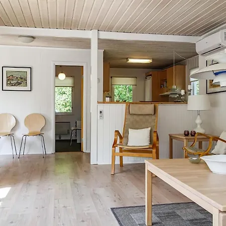 Stunning In With Kitchen * Neksø