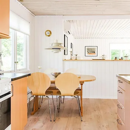 Tatil Evi Stunning In With Kitchen